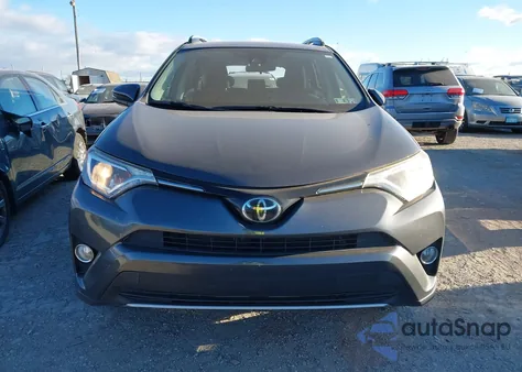 2018 Toyota Rav4 Xle from USA, damaged, VIN JTMRFREV7JJ176098